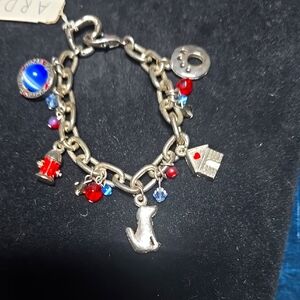 Vintage Charming Silver Dog Love Charm Bracelet. 8in